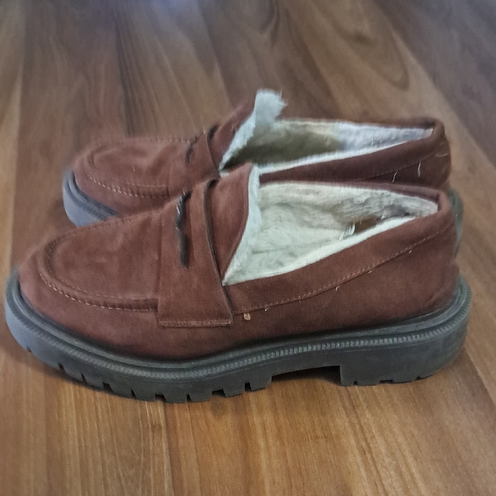 American Eagle Outfitters Men's Tan Suede Loafers - Picture 4 of 7